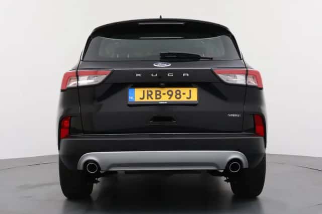 Ford Kuga (2022) thumbnail 4