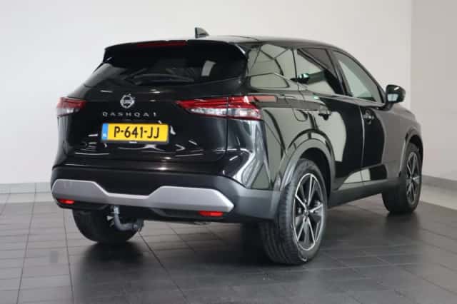 Nissan Qashqai (2022) thumbnail 3