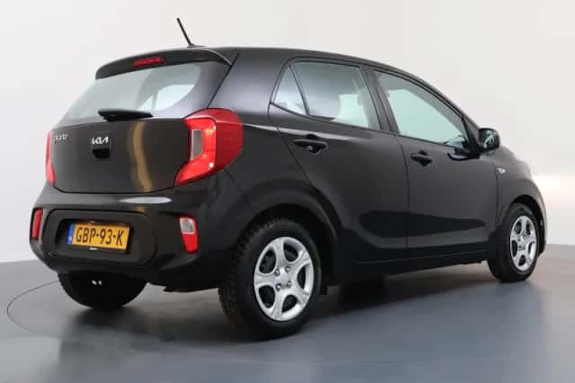 Kia Picanto (2024) thumbnail 5