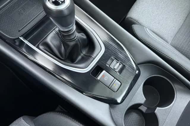 Nissan Qashqai (2021) thumbnail 14