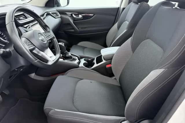Nissan Qashqai (2020) thumbnail 16
