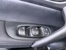 Nissan Qashqai (2019) thumbnail 21