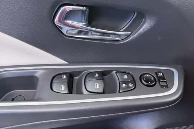 Nissan Micra (2023) thumbnail 24