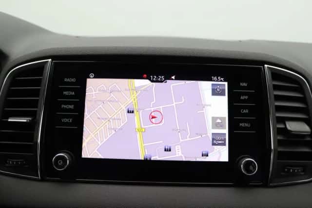 Škoda Karoq (2020) thumbnail 18