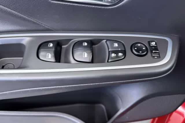 Nissan Micra (2019) thumbnail 21