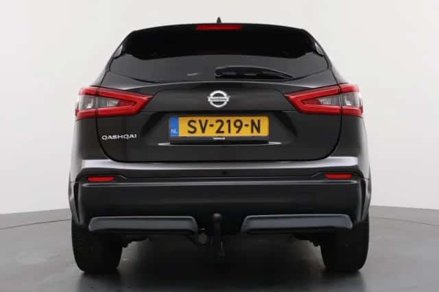 Nissan Qashqai (2018) thumbnail 4