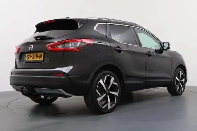 Nissan Qashqai (2018) thumbnail 5