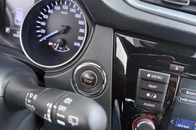 Nissan Qashqai (2019) thumbnail 16
