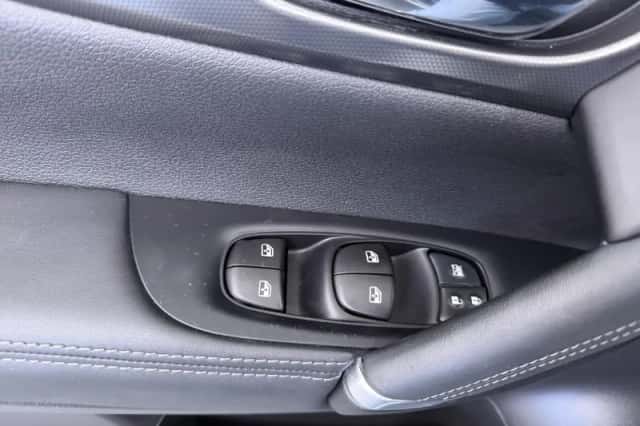 Nissan Qashqai (2019) thumbnail 21