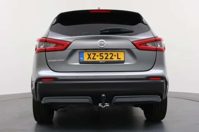 Nissan Qashqai (2019) thumbnail 4