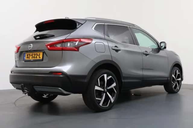 Nissan Qashqai (2019) thumbnail 5