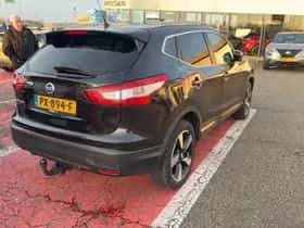 Nissan Qashqai (2016) thumbnail 4