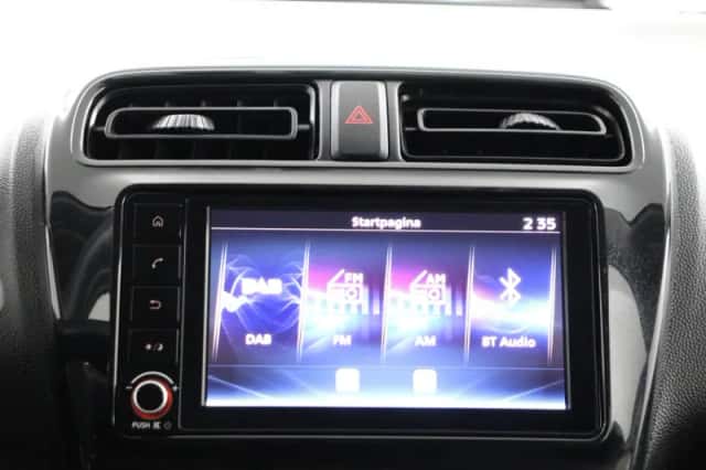 Mitsubishi Space Star (2021) thumbnail 28