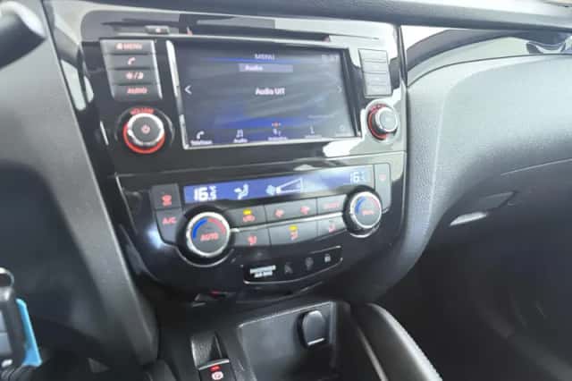 Nissan Qashqai (2021) thumbnail 11