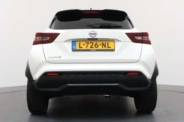 Nissan Juke (2021) thumbnail 4