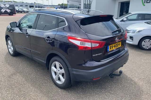 Nissan Qashqai (2016) thumbnail 4