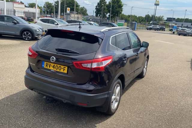 Nissan Qashqai (2016) thumbnail 6