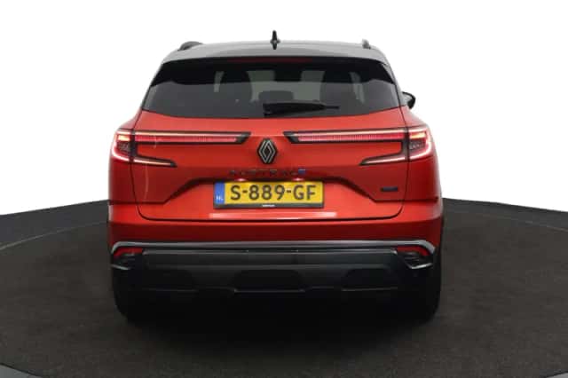 Renault Austral (2023) thumbnail 4