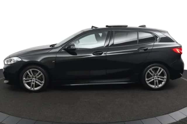 BMW 1-Serie (2022) thumbnail 2