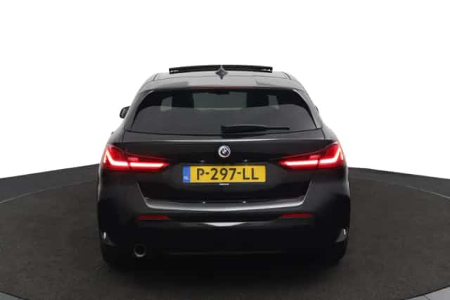 BMW 1-Serie (2022) thumbnail 4