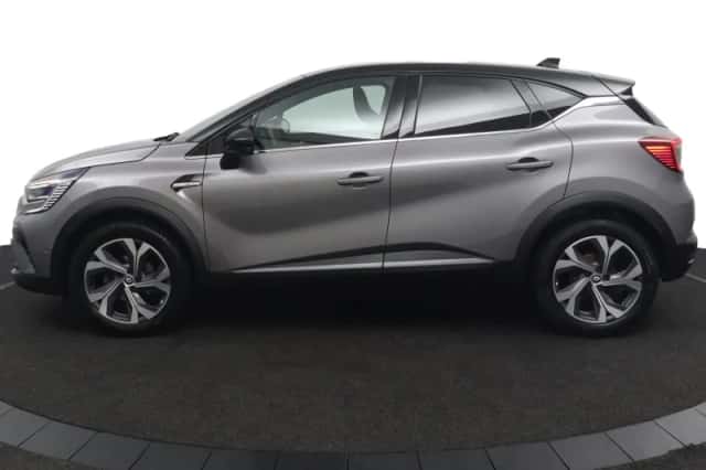 Renault Captur (2022) thumbnail 2