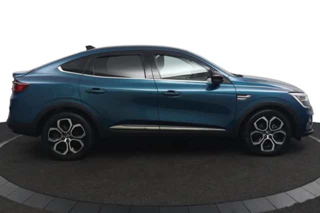 Renault Arkana (2021) thumbnail 6