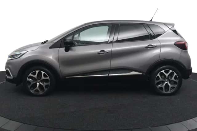 Renault Captur (2017) thumbnail 2