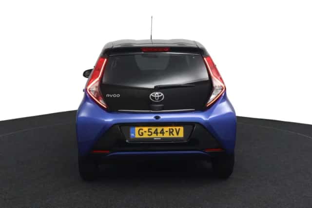 Toyota Aygo (2019) thumbnail 4