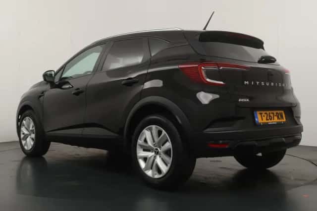 Mitsubishi ASX (2023) thumbnail 3