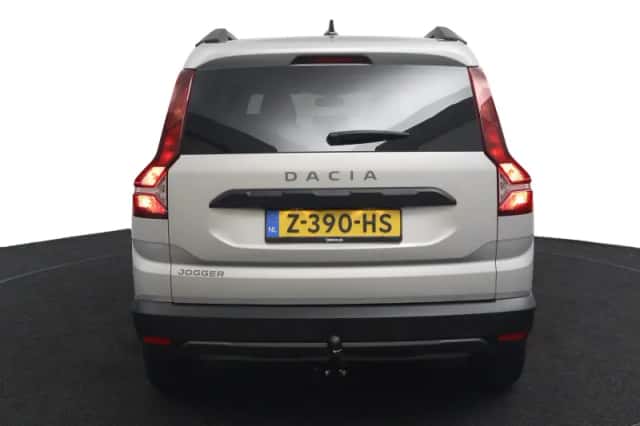 Dacia Jogger (2022) thumbnail 4