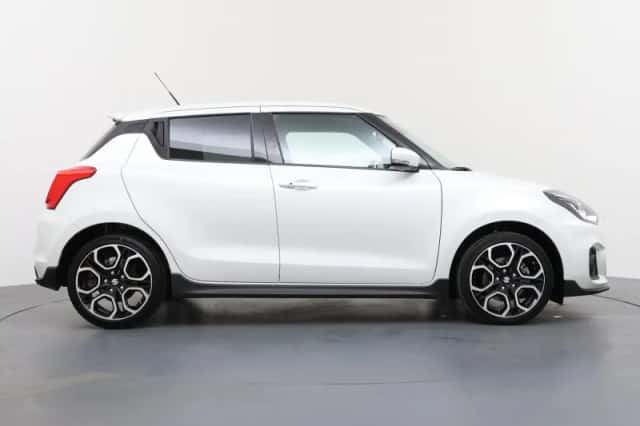 Suzuki Swift (2023) thumbnail 6