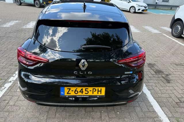 Renault Clio (2020) thumbnail 4