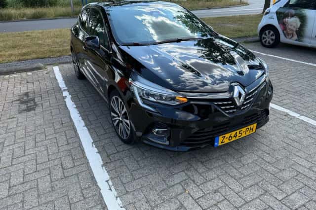 Renault Clio (2020) thumbnail 6
