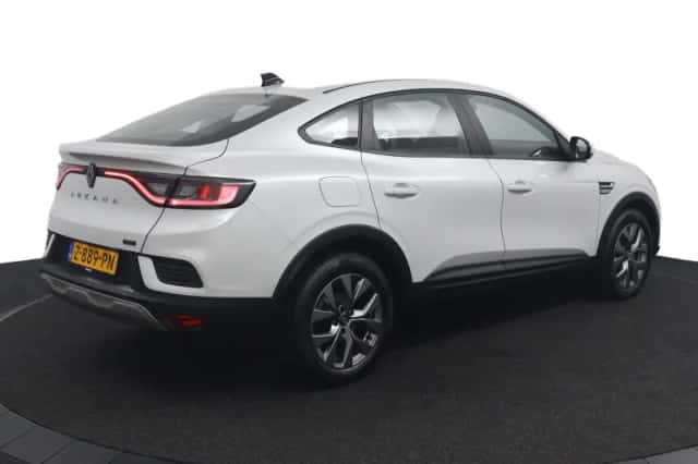Renault Arkana (2024) thumbnail 5