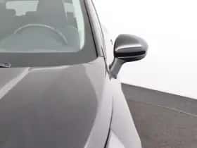 Renault Captur (2022) thumbnail 35