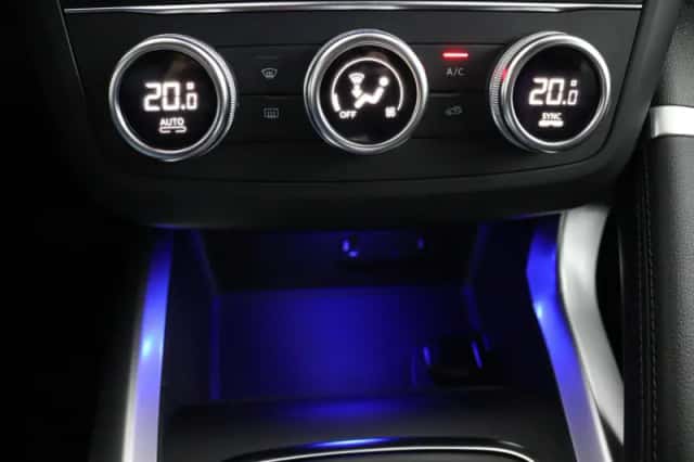 Renault Kadjar (2022) thumbnail 24