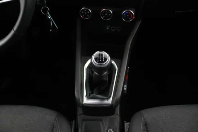 Renault Clio (2019) thumbnail 28