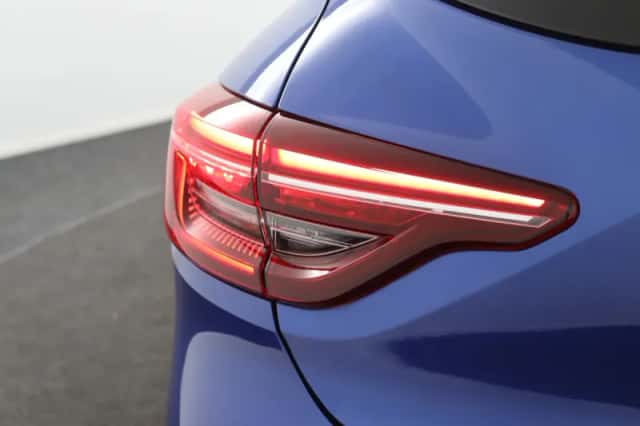 Renault Clio (2019) thumbnail 38