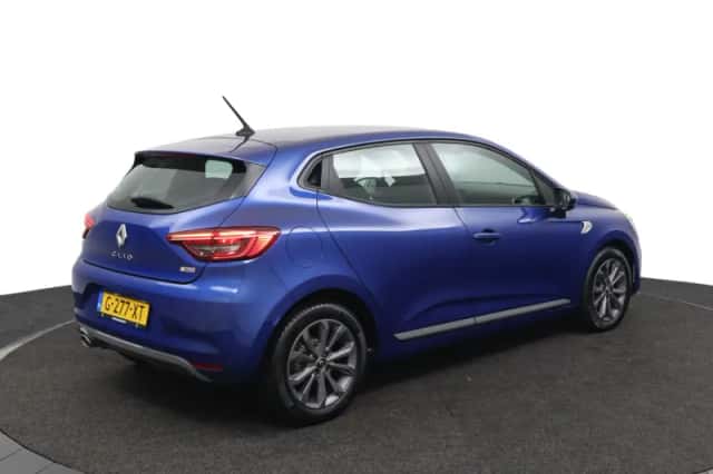 Renault Clio (2019) thumbnail 5