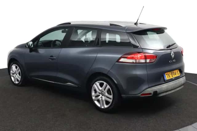 Renault Clio (2018) thumbnail 3