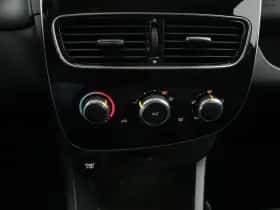 Renault Clio (2018) thumbnail 22