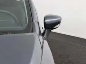Renault Clio (2018) thumbnail 34