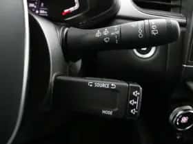 Renault Captur (2023) thumbnail 29