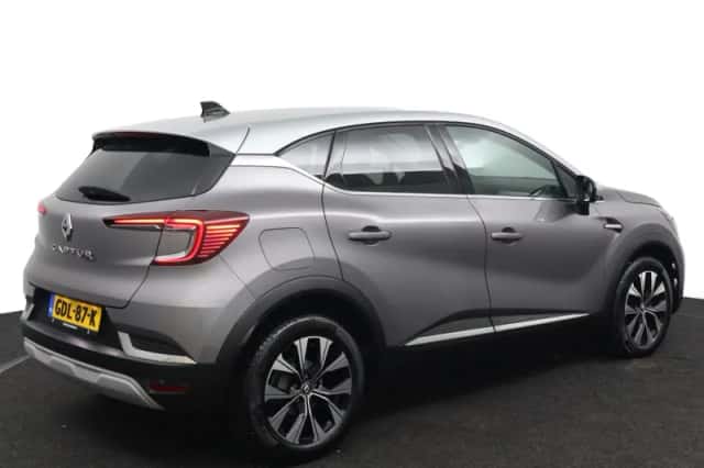 Renault Captur (2023) thumbnail 5