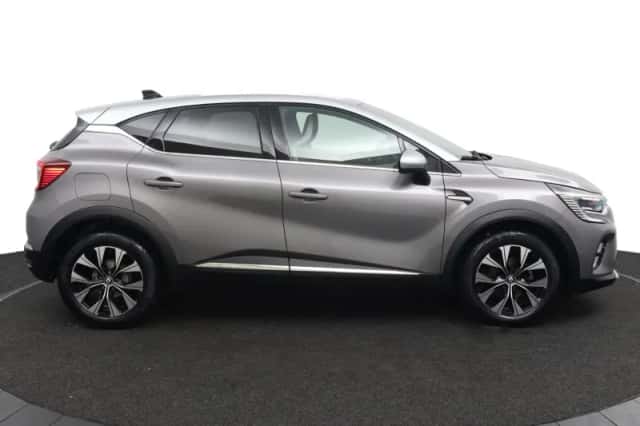 Renault Captur (2023) thumbnail 6