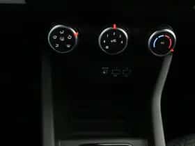 Renault Clio (2022) thumbnail 23