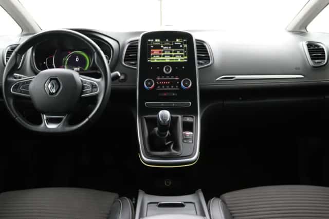 Renault Scénic (2018) thumbnail 16