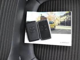 Renault Scénic (2018) thumbnail 25