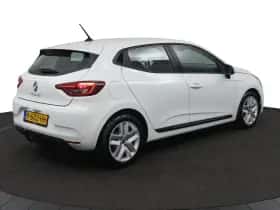 Renault Clio (2022) thumbnail 5