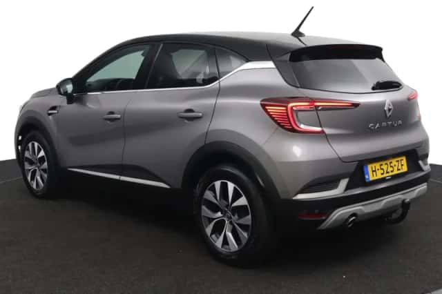 Renault Captur (2020) thumbnail 3